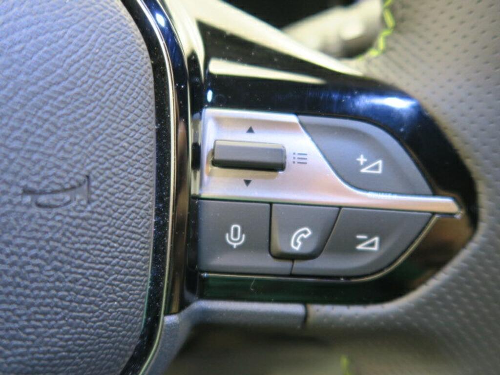 Peugeot 408 408 GT PHEV 225 e-EAT8 11