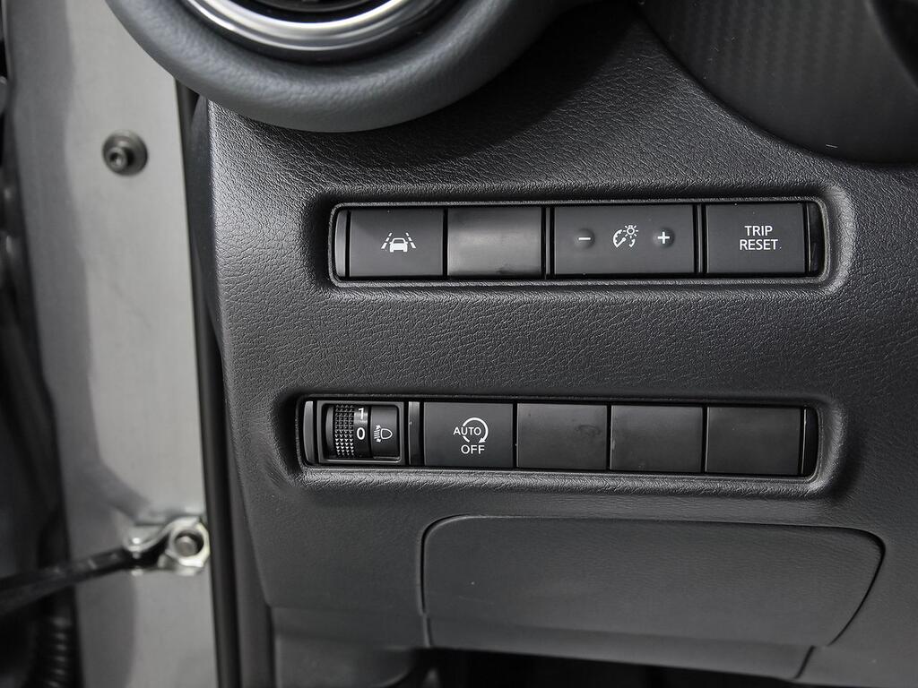 Nissan Juke DIG-T 84 kW (114 CV) 6M/T N-Connecta 13