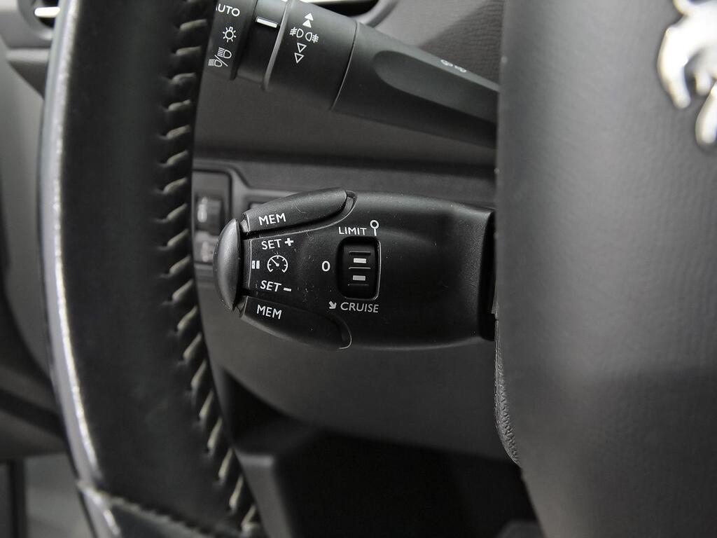 Peugeot 308 5p Style PureTech 110 S&S 6 Vel. MAN 13