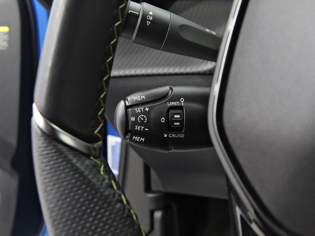 Peugeot 2008 GT Puretech 130 S&S 6 Vel. MAN 13