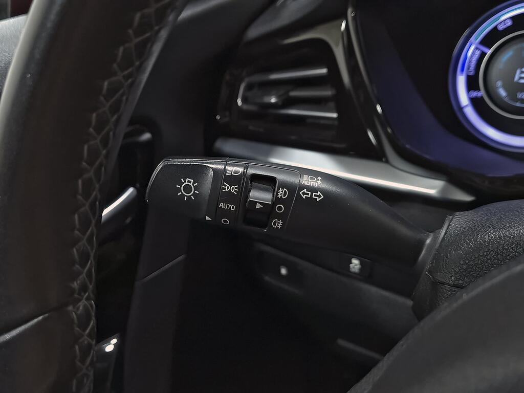 Kia Niro 1.6 GDi HEV 104kW (141CV) Drive 14