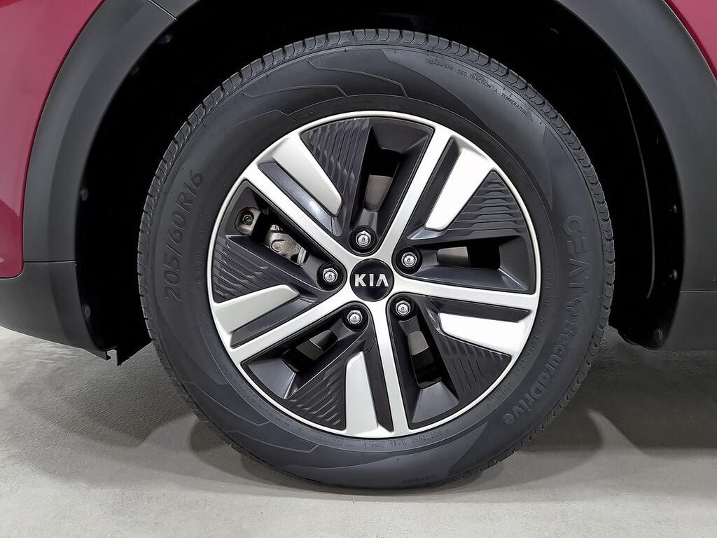 Kia Niro 1.6 GDi HEV 104kW (141CV) Drive 10