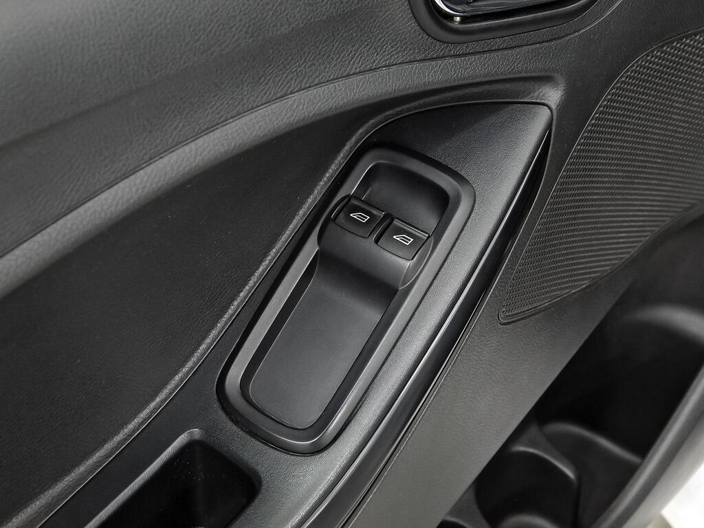 Ford Ka 1.2 Ti-VCT 51kW Essential 12