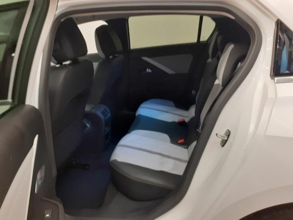 Opel Astra 1.6T Hybrid 132kW (180CV) Elegance Auto 14