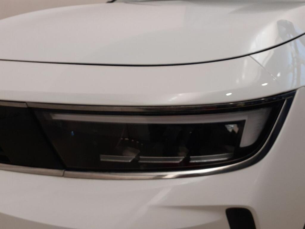 Opel Astra 1.6T Hybrid 132kW (180CV) Elegance Auto 16