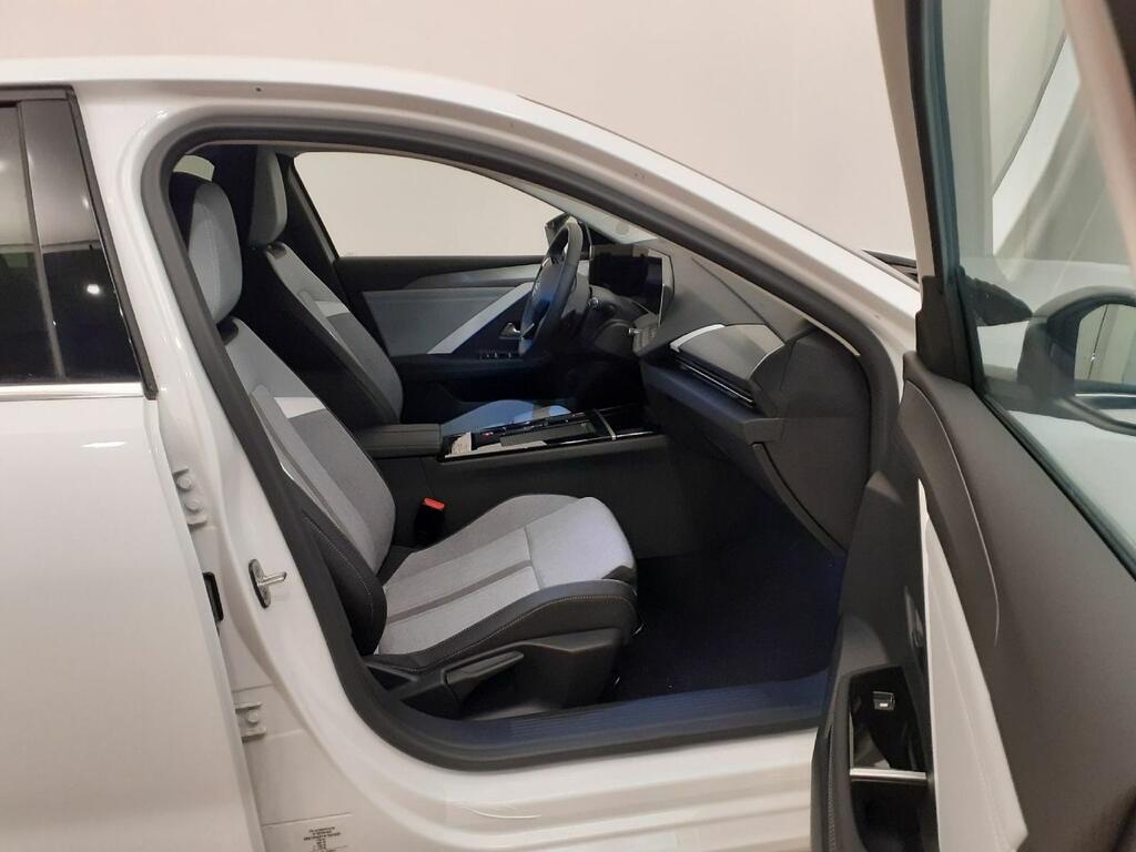 Opel Astra 1.6T Hybrid 132kW (180CV) Elegance Auto 12