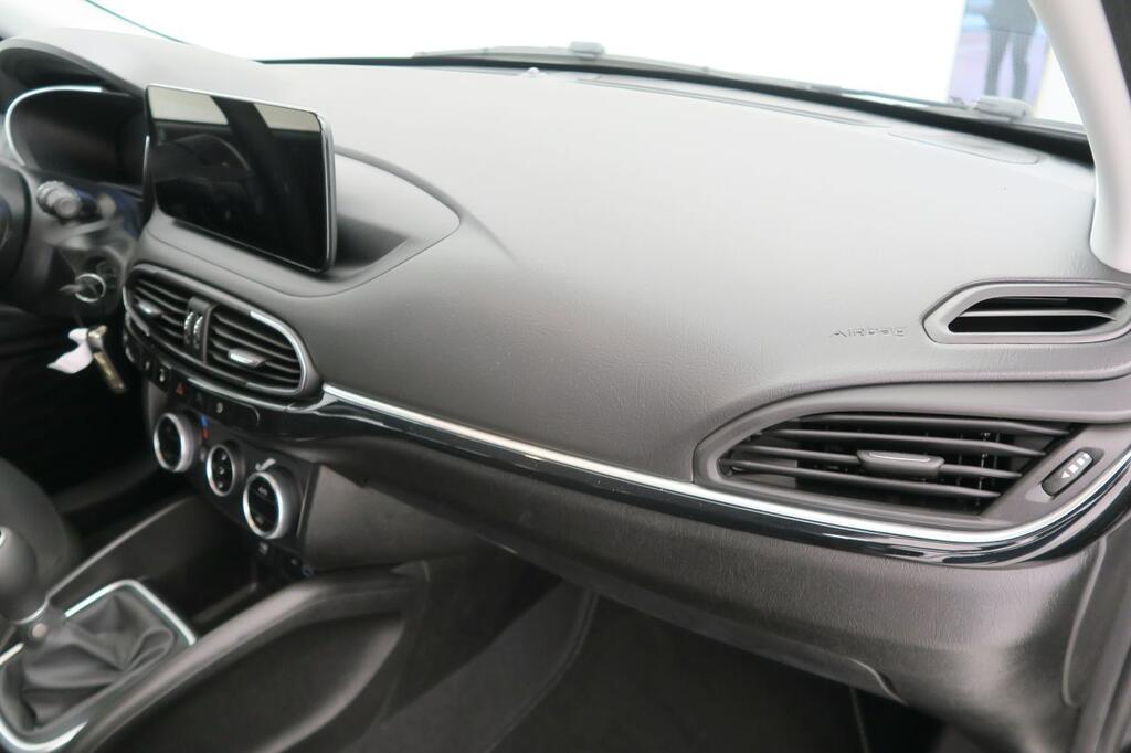 Fiat Tipo SW 1.0 74kW (100CV) 13