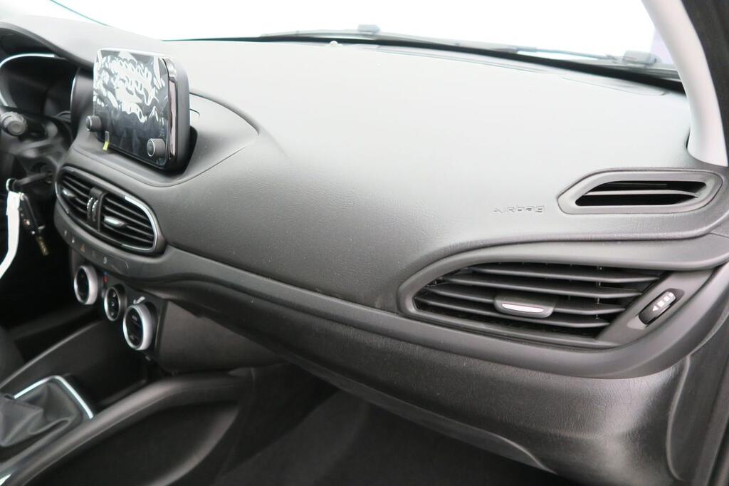 Fiat Tipo SW 1.0 74kW (100CV) 15