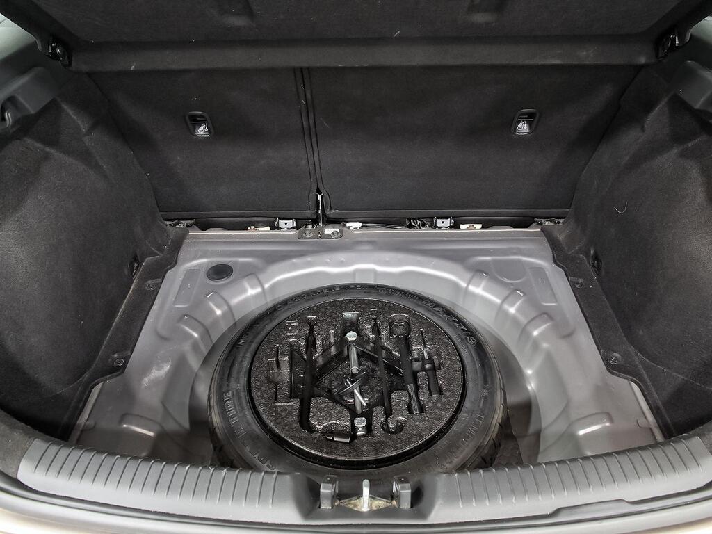 Hyundai i30 1.5 DPI Essence 29