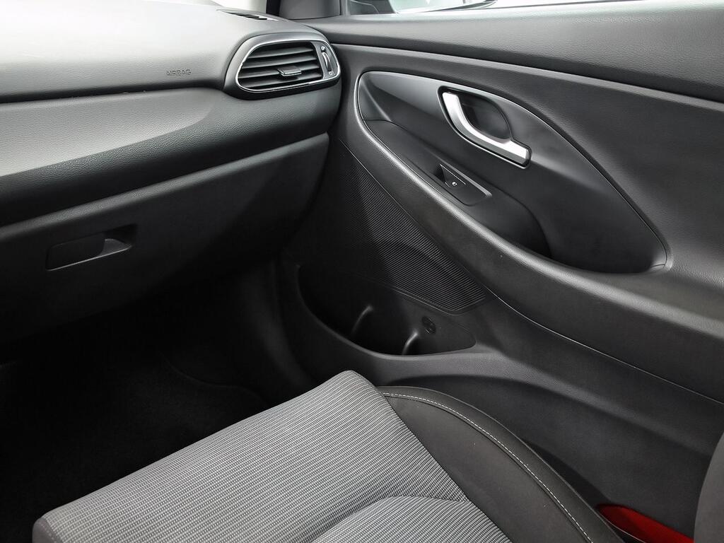 Hyundai i30 1.5 DPI Essence 24