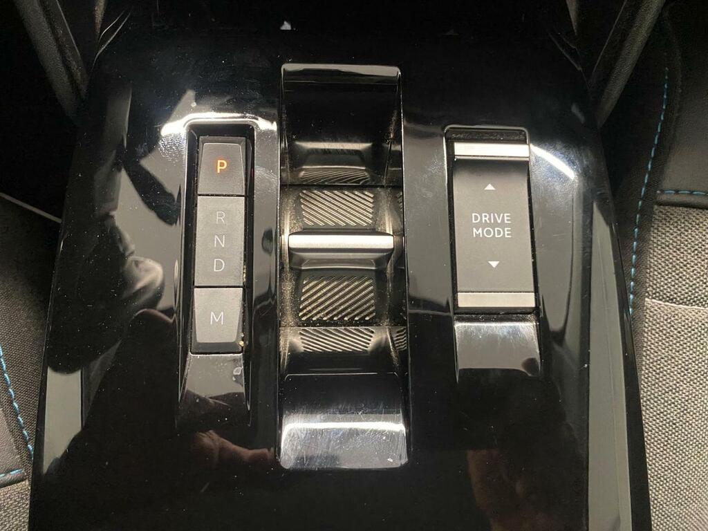 Citroën C4 BlueHdi 130 S&S EAT8 Feel Pack 24