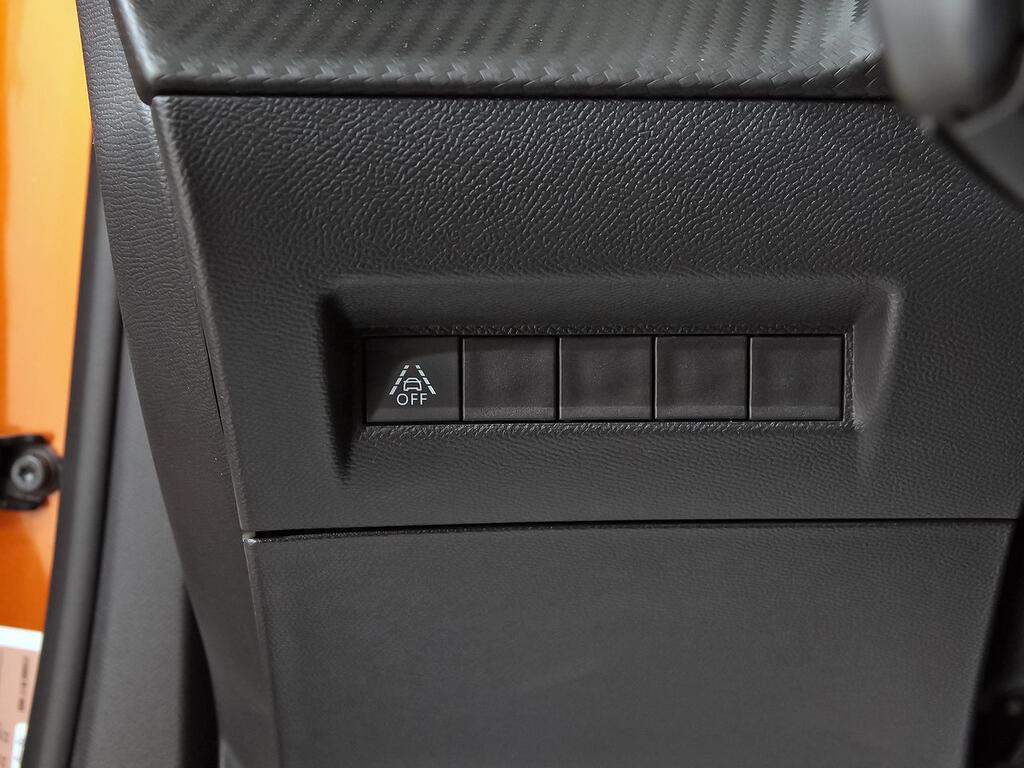 Peugeot 2008 GT Puretech 130 S&S 6 Vel. MAN 14