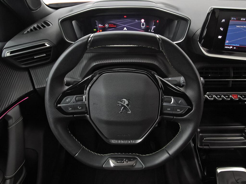 Peugeot 2008 GT Puretech 130 S&S 6 Vel. MAN 21