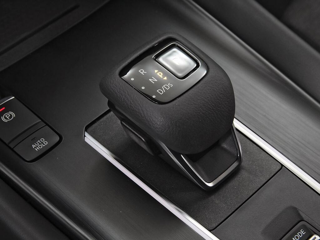 Nissan Qashqai DIG-T 116kW Xtronic N-Connecta 32