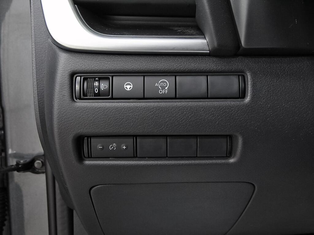 Nissan Qashqai DIG-T 103kW N-Connecta 13