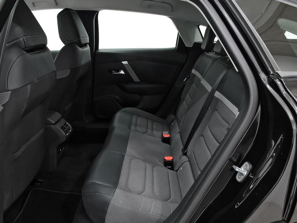 Citroën C4 PureTech 130 S&S 6v Plus 9