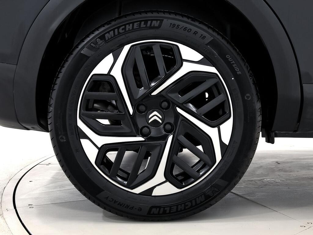 Citroën C4 PureTech 130 S&S 6v Plus 11