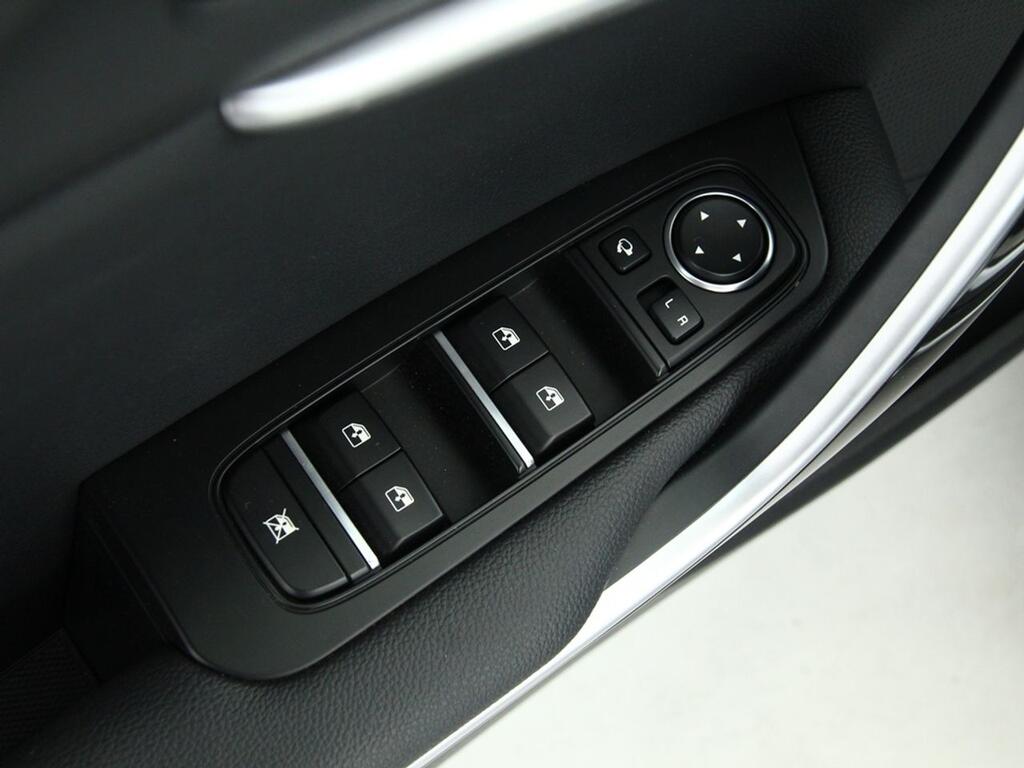 Kia XCeed 1.6 MHEV iMT Drive 100kW (136CV) 14