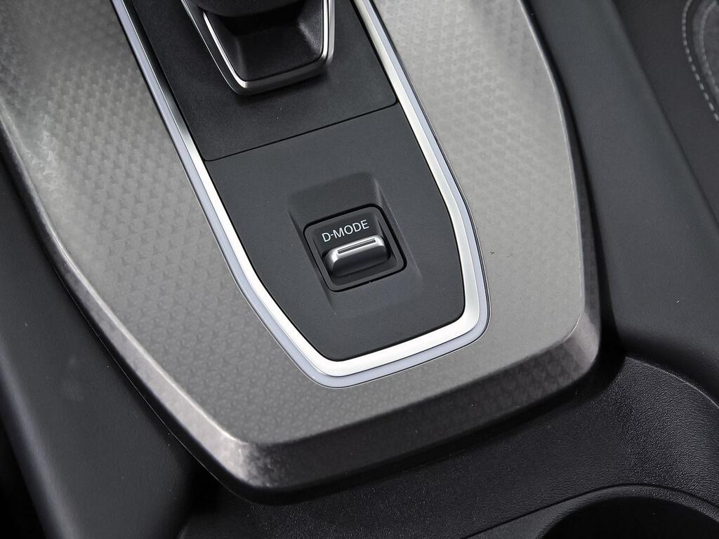 Nissan Qashqai DIG-T 116kW CVT N-Connecta 29