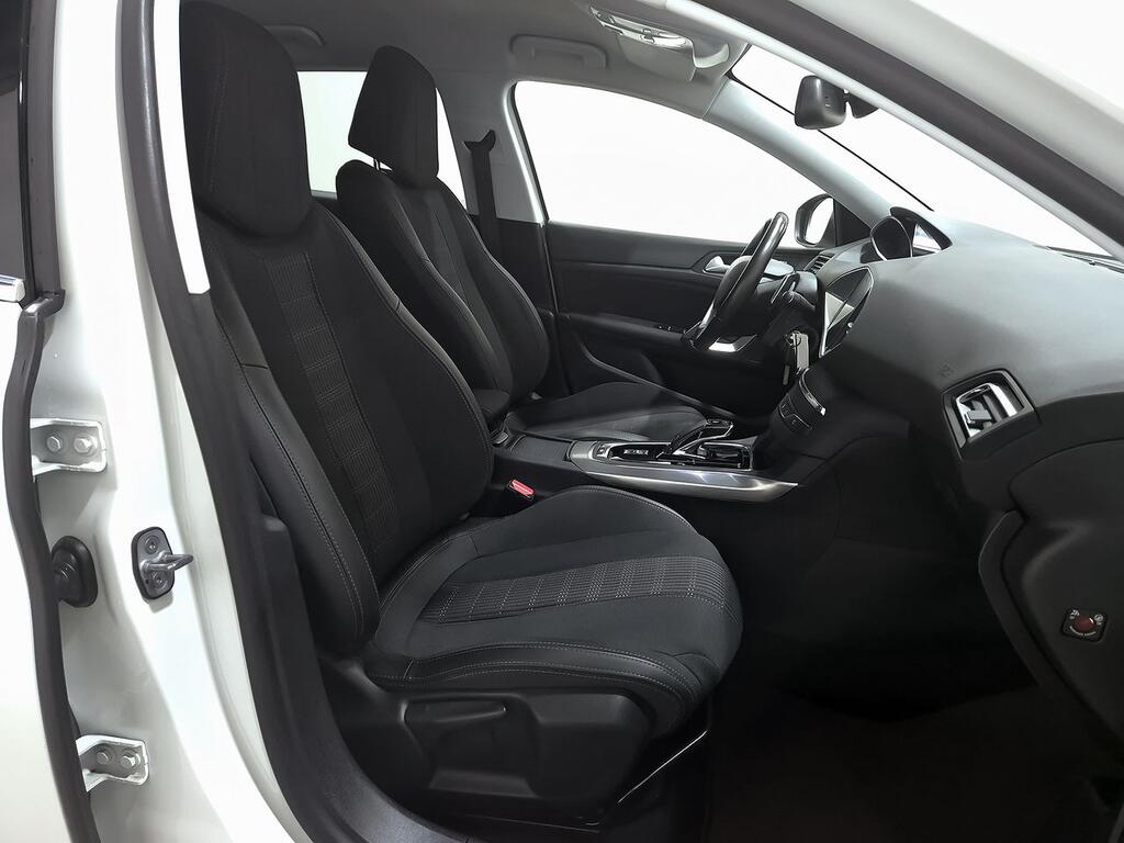 Peugeot 308 5p Allure 1.2 PureTech 96KW (130CV) EAT8 7