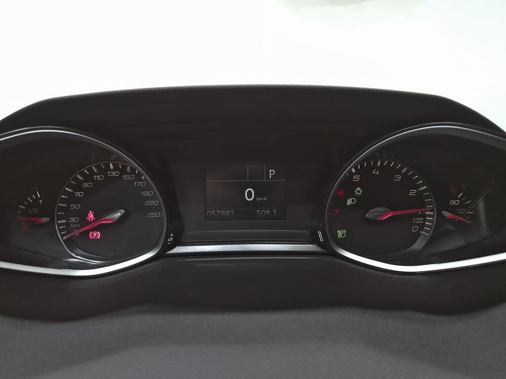 Peugeot 308 5p Allure 1.2 PureTech 96KW (130CV) EAT8 13