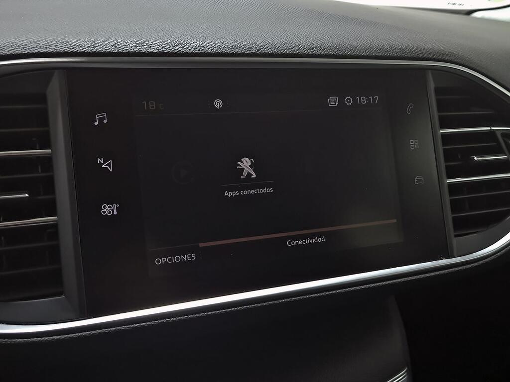 Peugeot 308 5p Allure 1.2 PureTech 96KW (130CV) EAT8 22