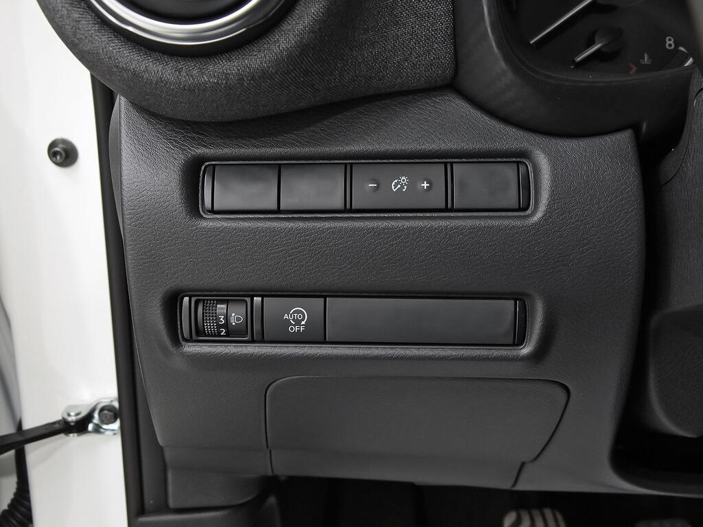 Nissan Juke DIG-T 84 kW (114 CV) 6M/T Acenta 13