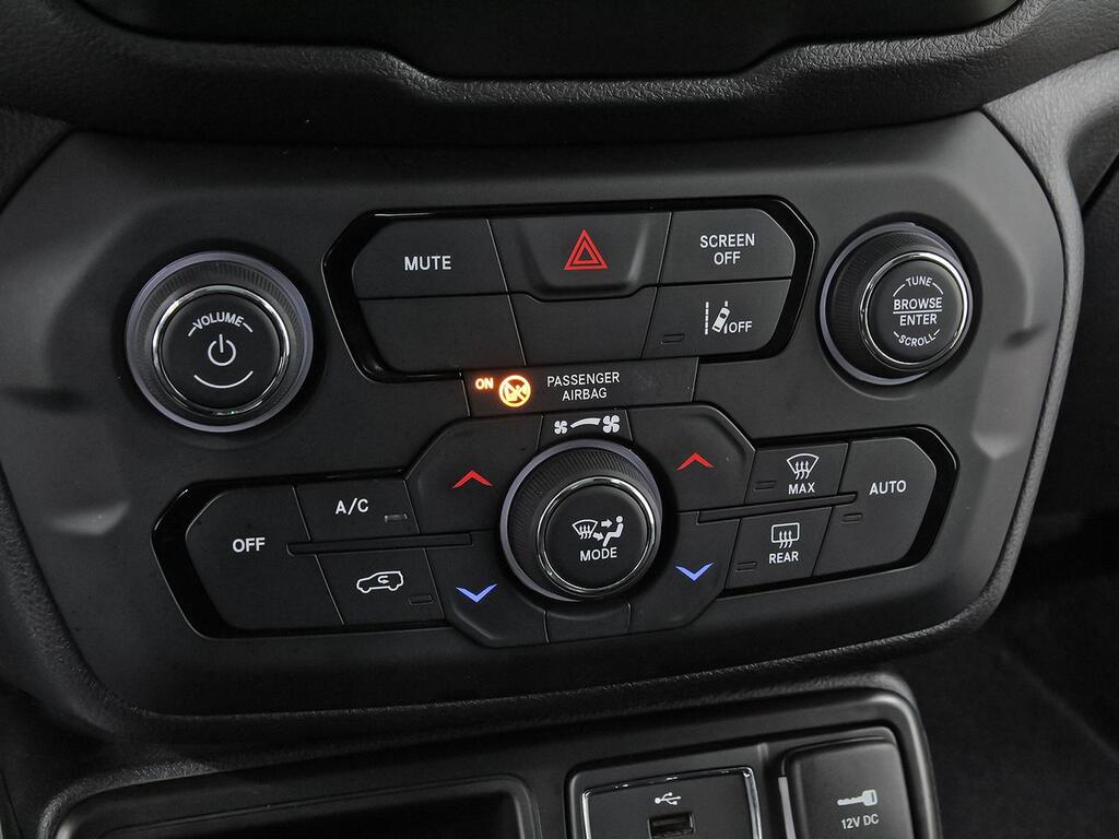 Jeep Renegade Longitude eHybrid 1.5 96kW(130CV) ATX 29