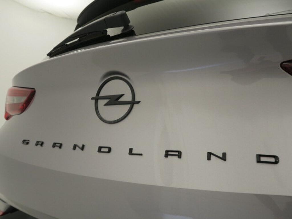 Opel Grandland 1.2 Turbo GS 18