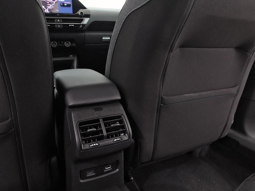 Citroën C4 ë-C4 eléctrico 100kW 50kWh C-Series 37