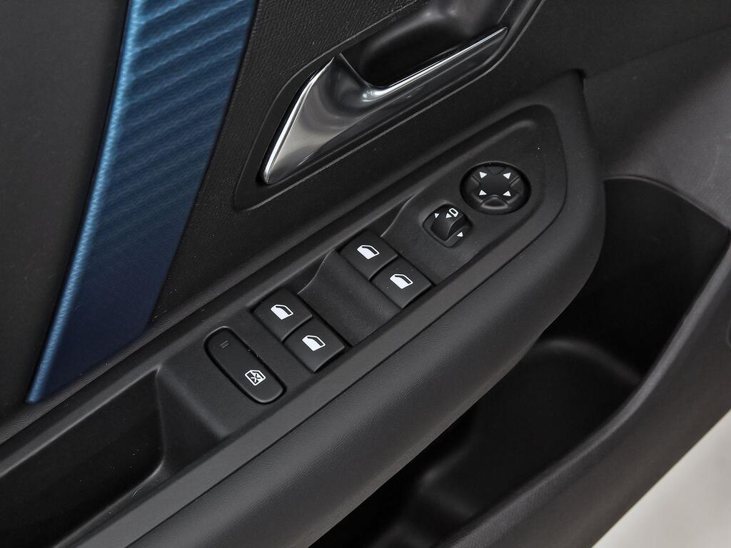 Citroën C4 ë-C4 eléctrico 100kW 50kWh C-Series 13