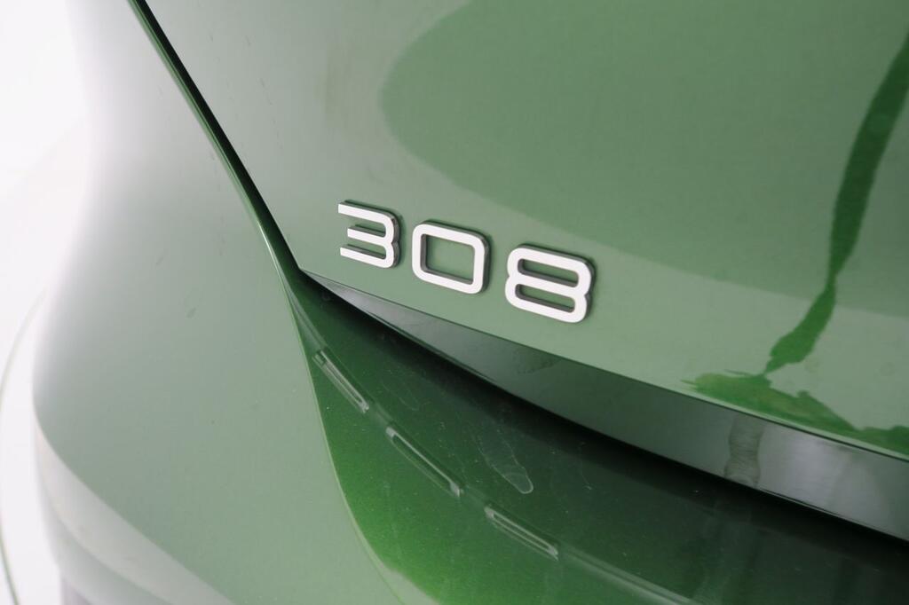 Peugeot 308 5P GT Puretech 130 S&S EAT8 17