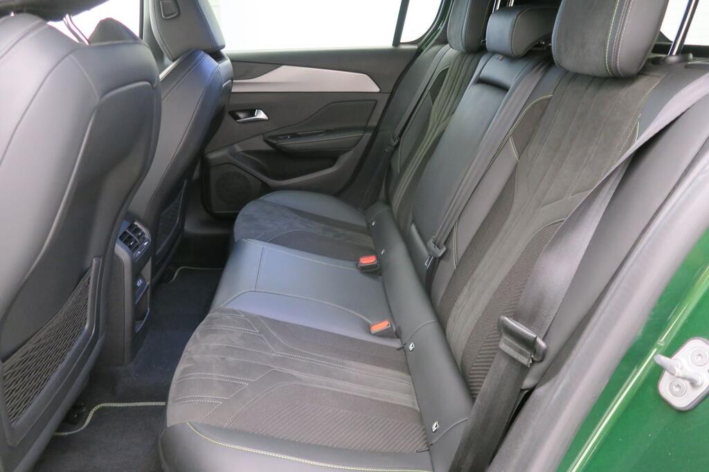 Peugeot 308 5P GT Puretech 130 S&S EAT8 16