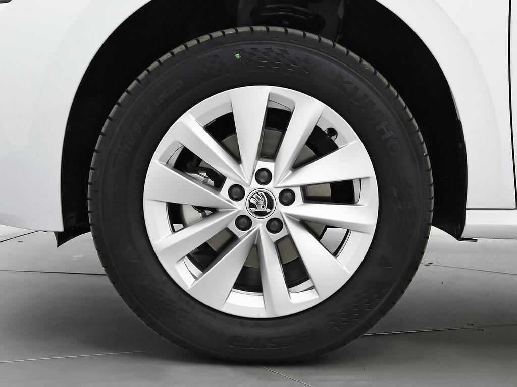 Skoda Kamiq 1.5 TSI 110kW (150CV) AMBITION 9