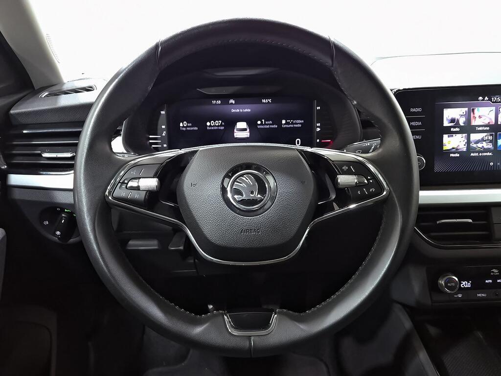 Skoda Kamiq 1.5 TSI 110kW (150CV) AMBITION 18