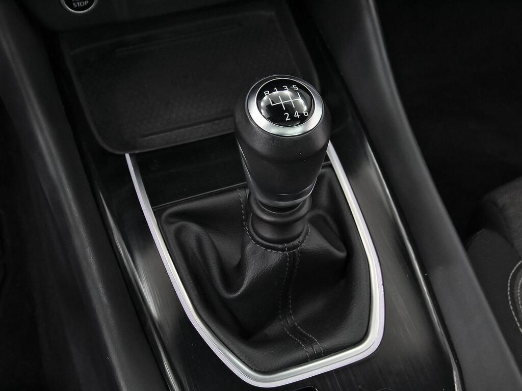 Nissan Qashqai DIG-T 103kW mHEV 4x2 Premiere Edition 30