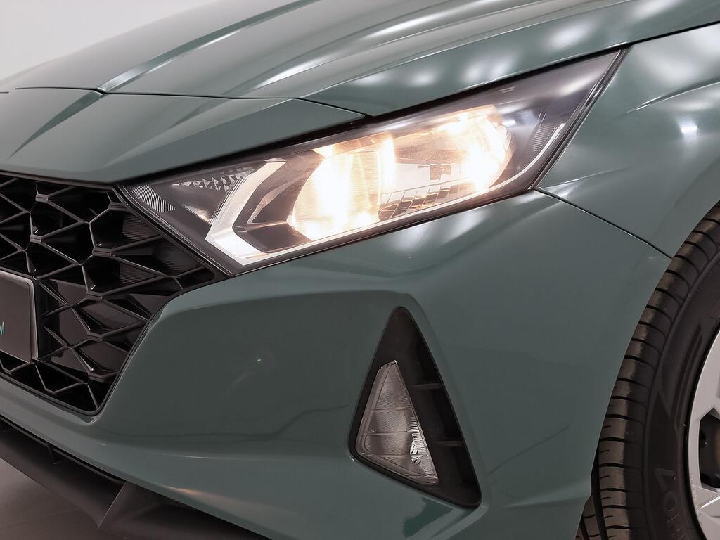Hyundai i20 1.0 TGDI 74kW (100CV) Klass 29
