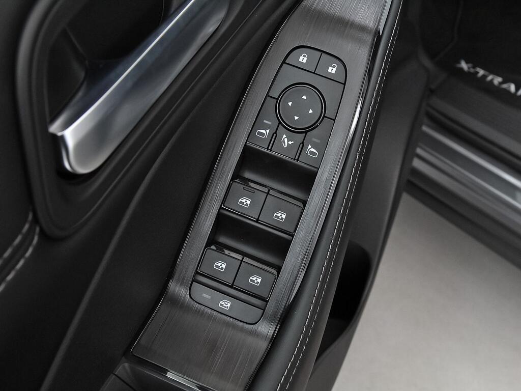 Nissan X-Trail 5pl 1.5 e-POWER 152kW 4x2 A/T N-Connecta 12