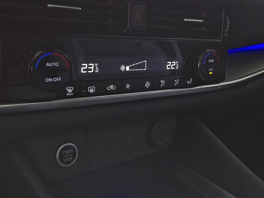 Nissan Qashqai DIG-T 103kW N-Connecta 24