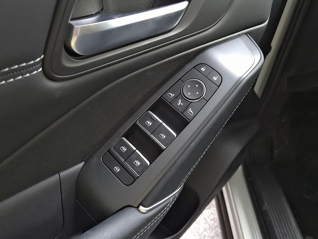 Nissan Qashqai DIG-T 103kW N-Connecta 11