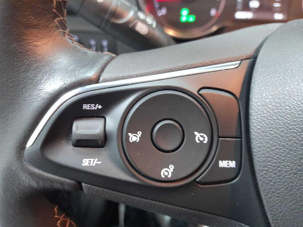 Opel CrossLand 1.5D 81kW (110CV) Elegance 22