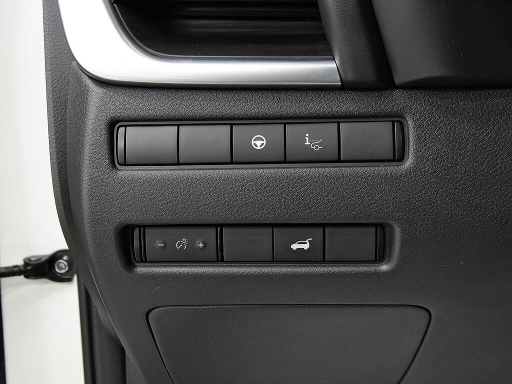 Nissan X-Trail 5pl 1.5 e-POWER 152kW 4x2 A/T Tekna 15