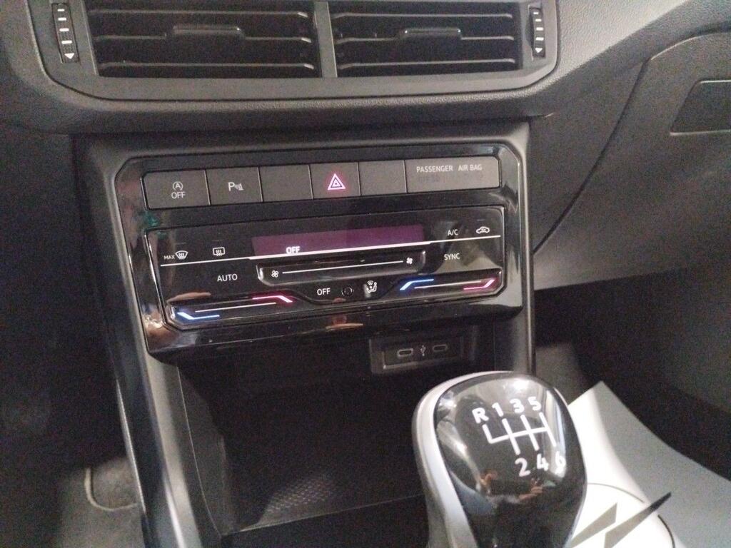 Volkswagen T-Cross Advance 1.0 TSI 81kW (110CV) 10