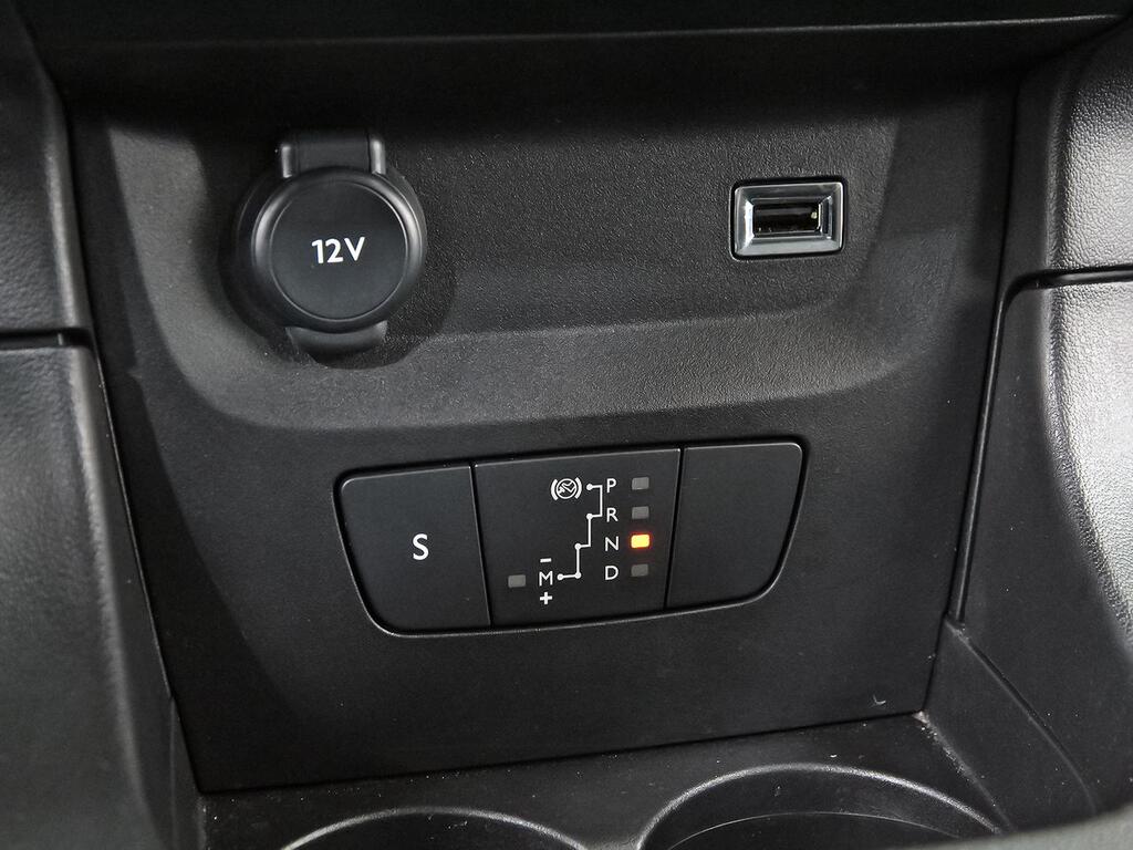 Citroën C3 PureTech 81KW (110CV) Max EAT6 28