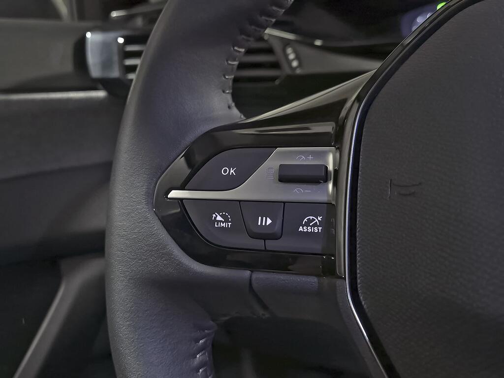 Peugeot 308 5P Allure PureTech 130 S&S MAN 16