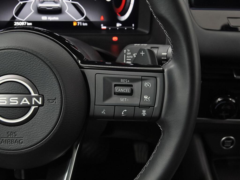 Nissan Qashqai DIG-T 116kW Xtronic N-Connecta 18