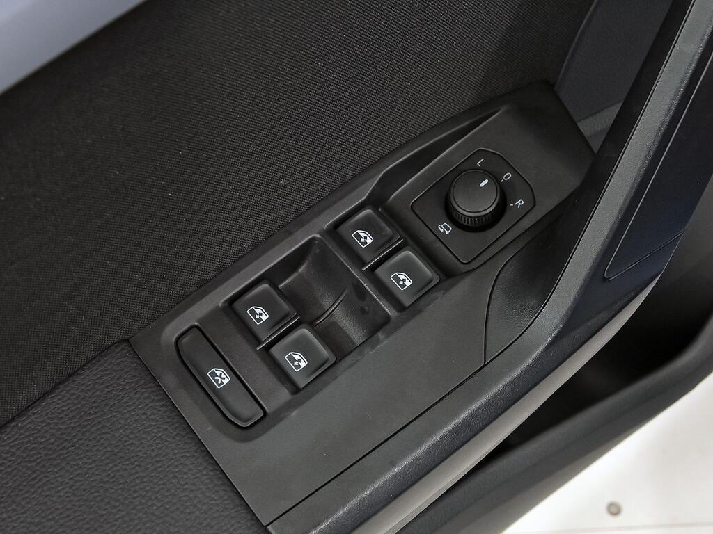 Seat Ibiza 1.0 TSI 85kW (115CV) FR Salta 10