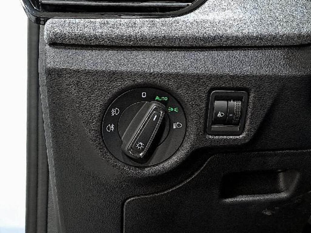 Skoda Kamiq 1.0 TSI 85kW (115CV) DSG SELECTION 11