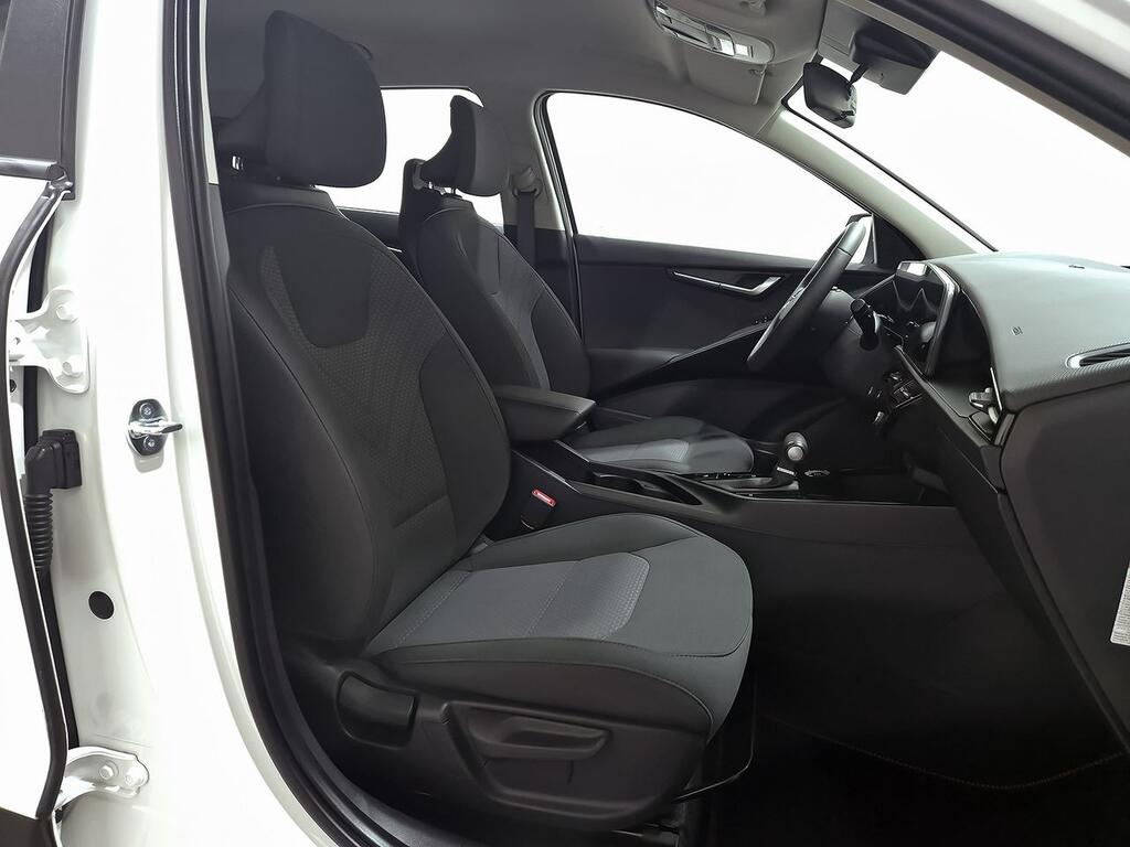 Kia Niro 1.6 GDi HEV 104kW (141CV) Concept 7