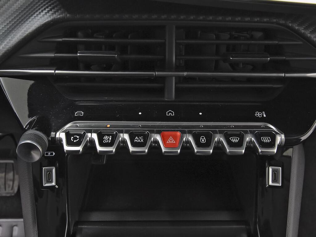 Peugeot 208 Allure HYBRID 100 eDCS6 31